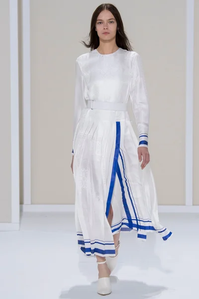 Look 21